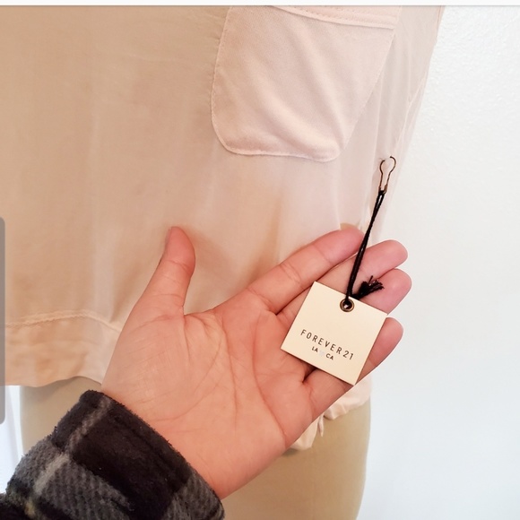 🌷NWT Forever 21 Tank Top🌷 - Picture 4 of 5